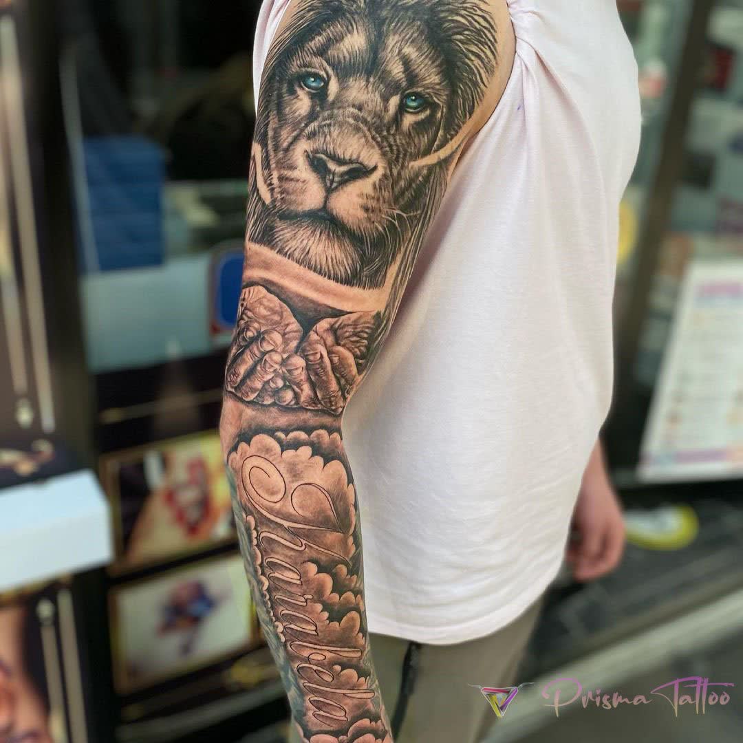 Siyah & Gri dövme çalışması · Prisma Tattoo